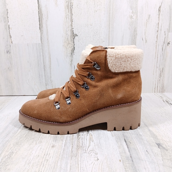 NEW Blondo Devin Women's Tan Suede Lace Up Ankle Boots #965 - Picture 1 of 12